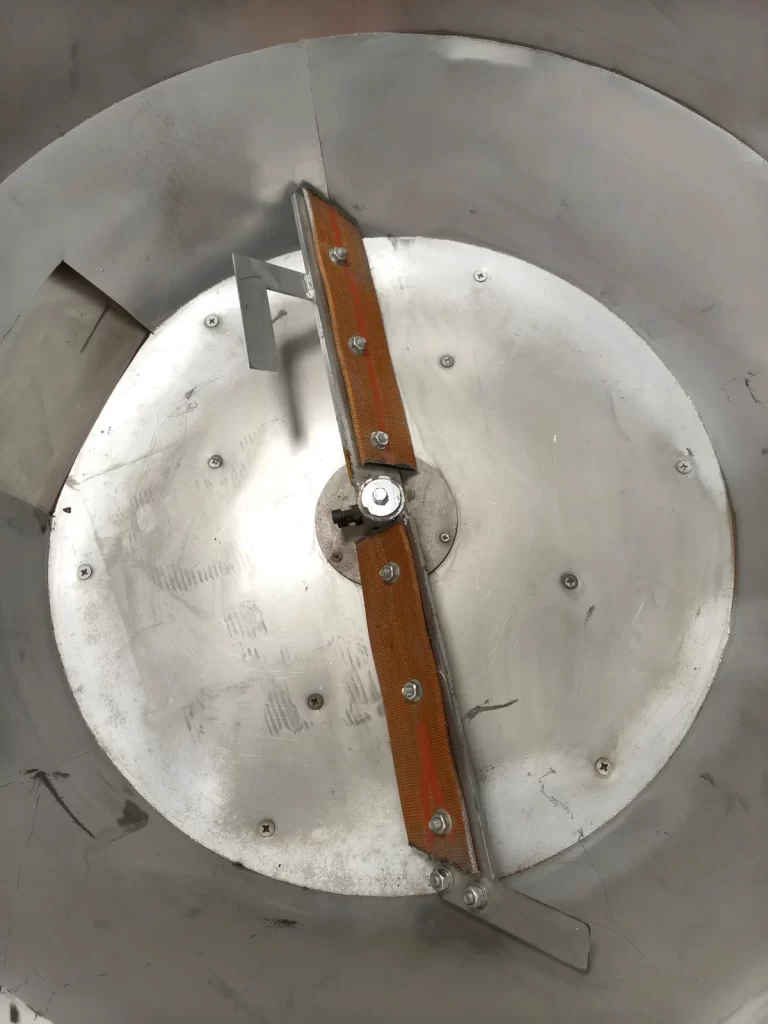 Flat Bottom Feed Mixer Blade Closeup