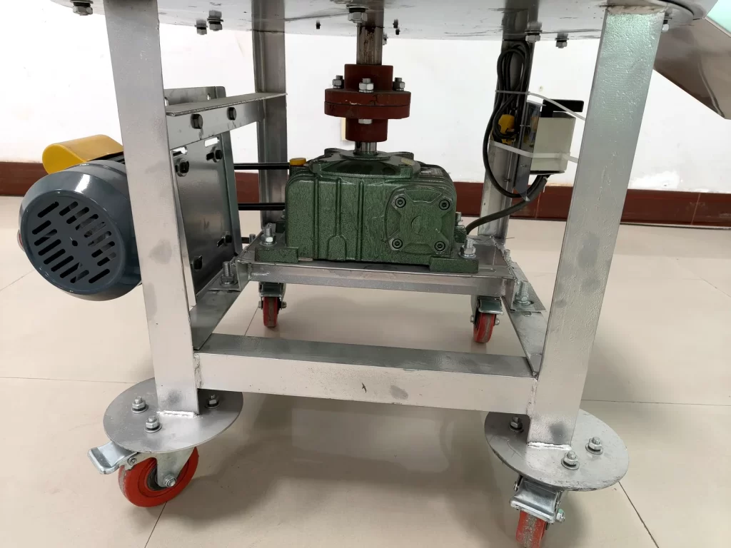 Flat Bottom Feed Mixer Drive Detail
