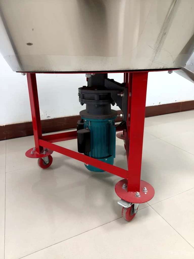 Flat Bottom Feed Mixer Motor Under Tank