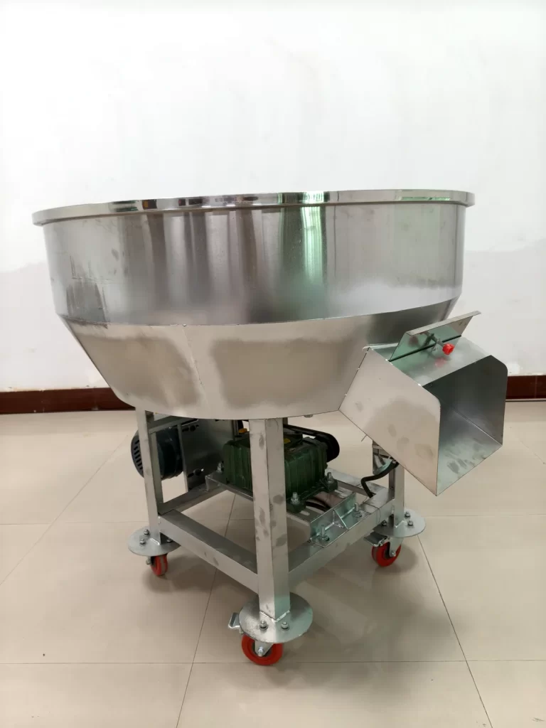 Flat Bottom Feed Mixer Side View
